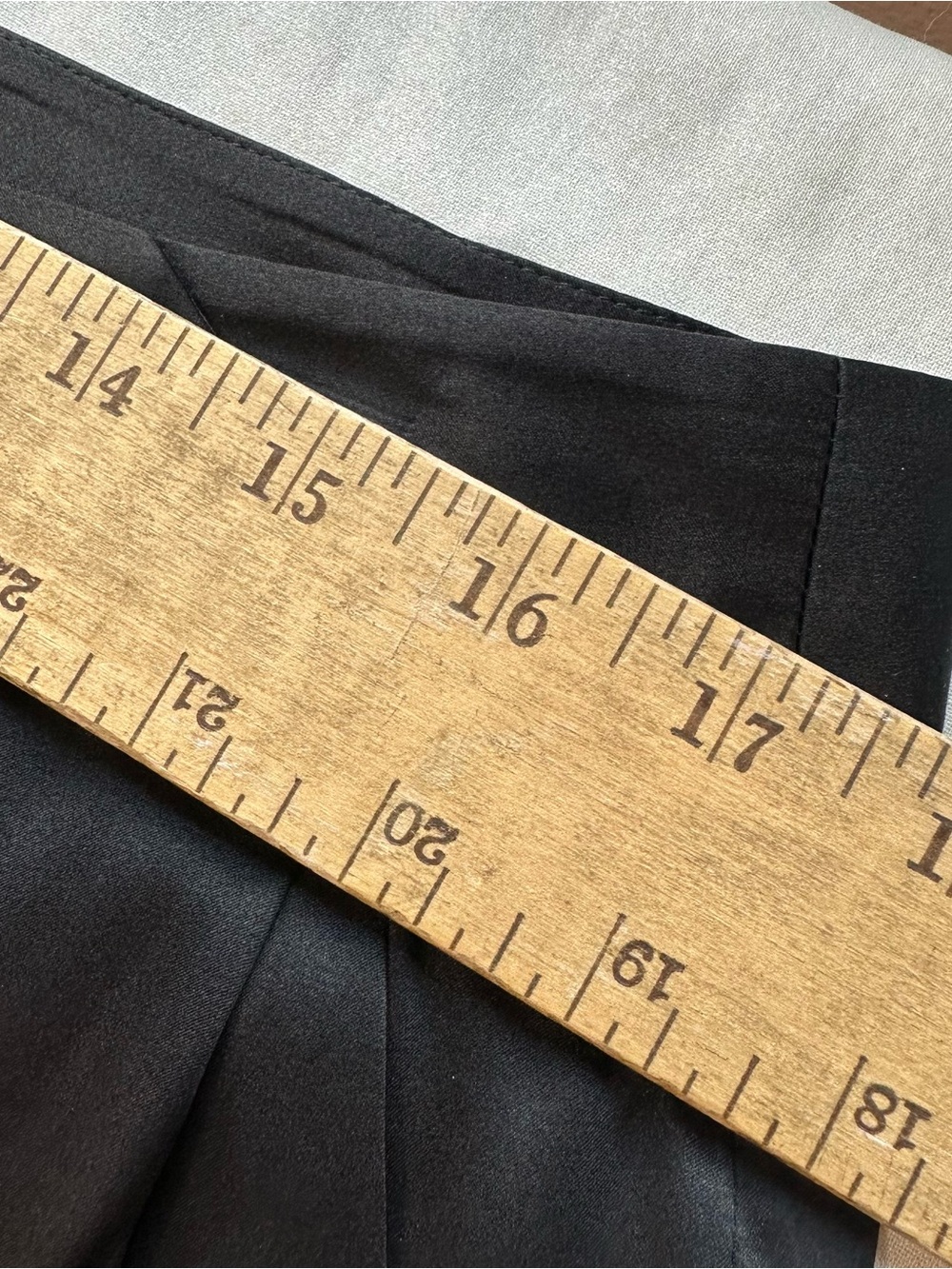 LILYSILK Comfort Fit Silk Cigarette Pants Womens 16 Black NWT Luxury Preppy - Picture 8 of 16